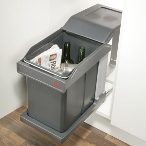 Hailo Solo Base Mounted Pull Out 20L Bin - 300mm Cabinet
